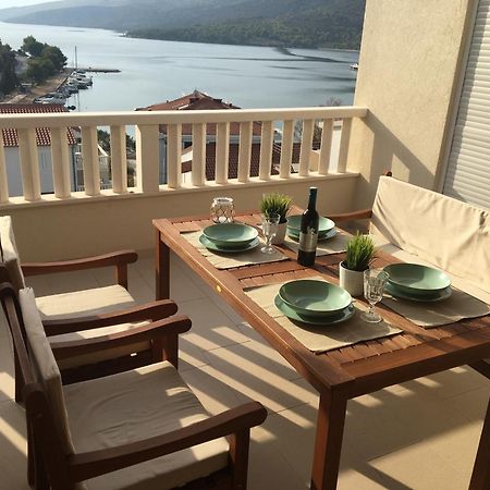 Mediterranean Apartment With Great Sea View Marina Bagian luar foto
